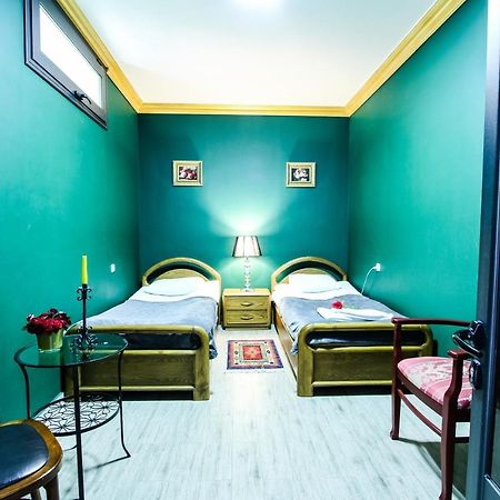 Mga Hostel & Tours Yerevan Exterior photo