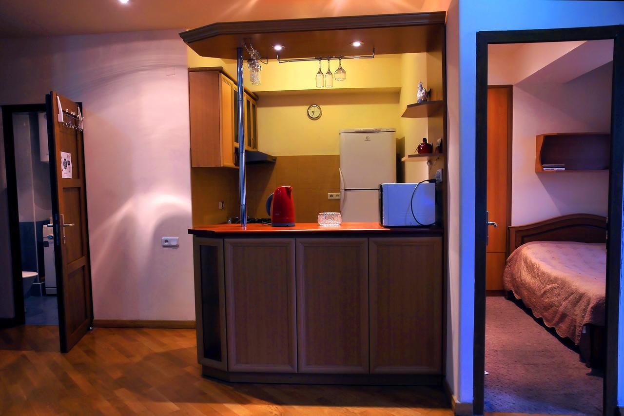 Mga Hostel & Tours Yerevan Exterior photo